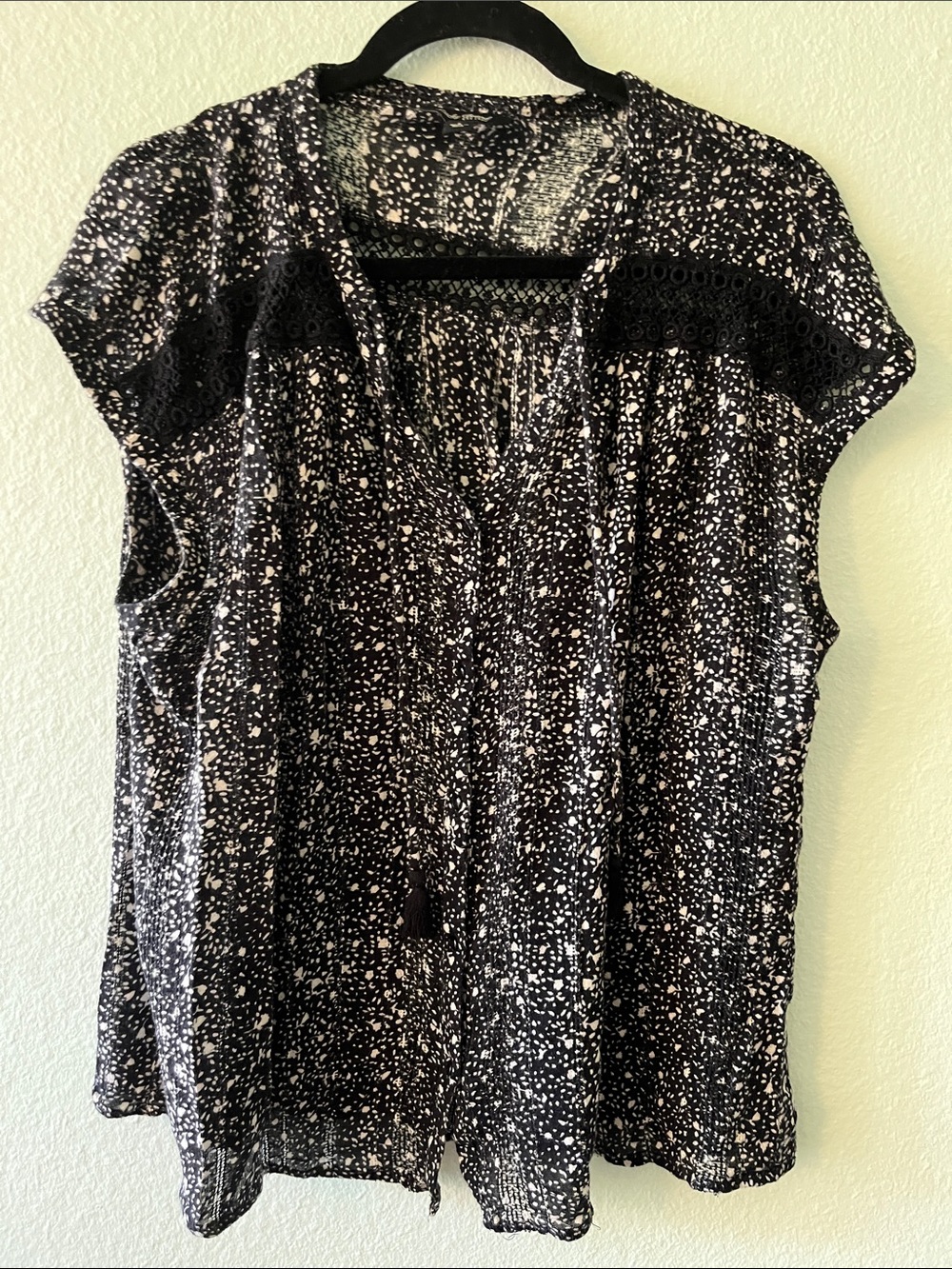 Lucky Brand Black & White Speckled Cap-Sleeve Blouse
